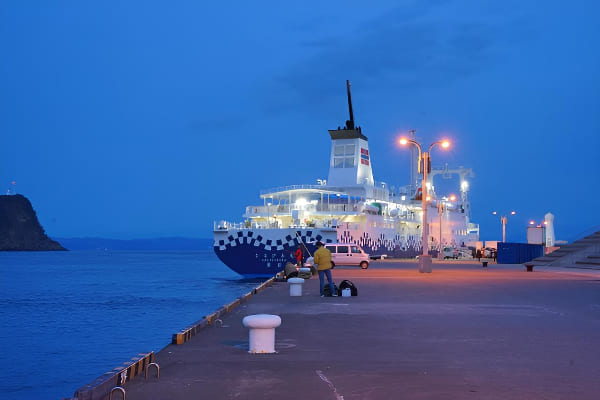 ferry-hachizyo_restored
